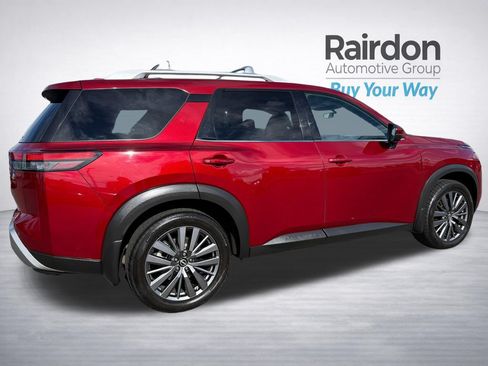Used 2024 Nissan Pathfinder SL w/ SL Premium Package AWD/4WD image 7