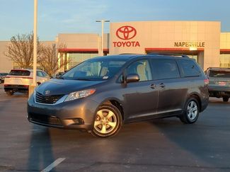 Used 2011 Toyota Sienna LE w/ Towing Pkg video 2