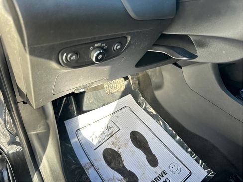 Used 2021 Buick Encore GX Select w/ Sport Touring Package image 21