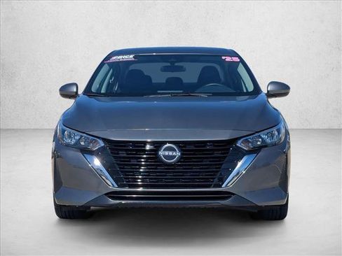 Used 2025 Nissan Sentra S image 2