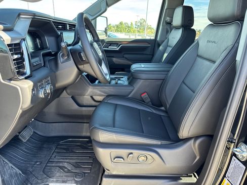 New 2026 GMC Sierra 2500 Denali w/ Denali Reserve Package image 25