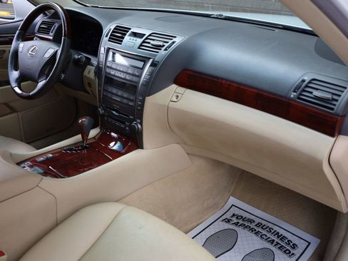 Used 2009 Lexus LS 460 image 30