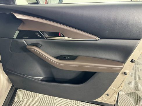 Used 2024 MAZDA CX-30 AWD 2.5 S w/ Premium Package image 32