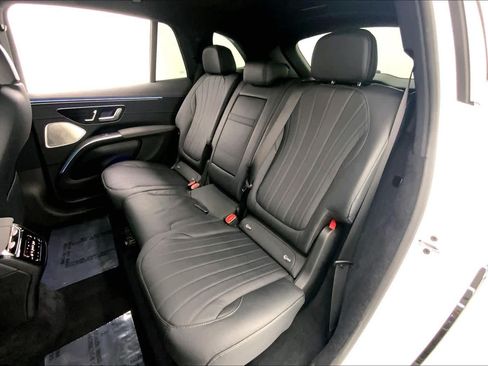 Certified 2023 Mercedes-Benz EQS 580 4MATIC SUV image 18