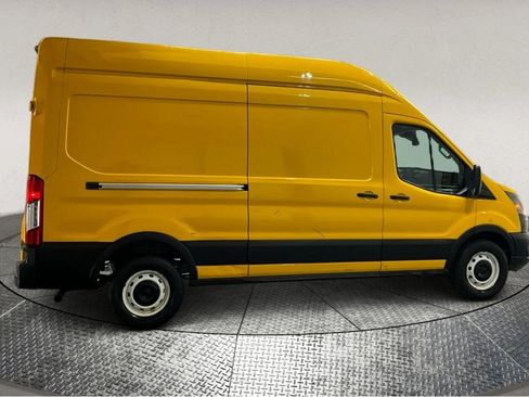 Used 2021 Ford Transit 250 148 High Roof w/ Load Area Protection Package image 9