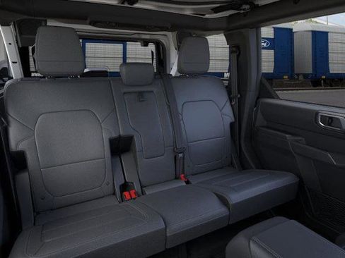 New 2026 Ford Bronco Outer Banks AWD/4WD image 12