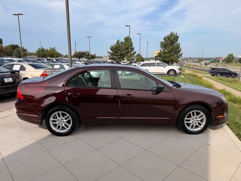 Used 2012 Ford Fusion S FWD image 10