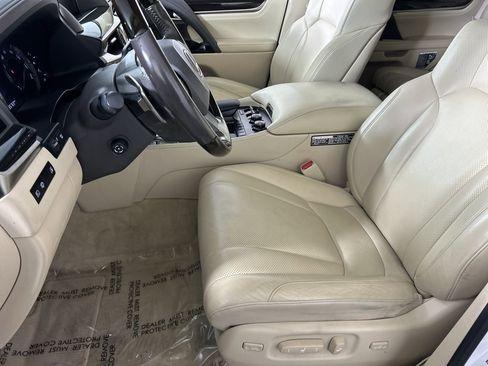 Used 2018 Lexus LX 570 4WD image 21