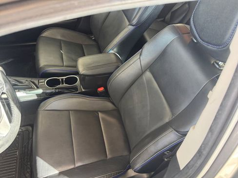 Used 2019 Toyota Corolla L image 8