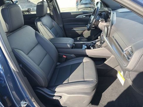 New 2026 Chevrolet Traverse LT w/ Sun and Wheel Package image 27