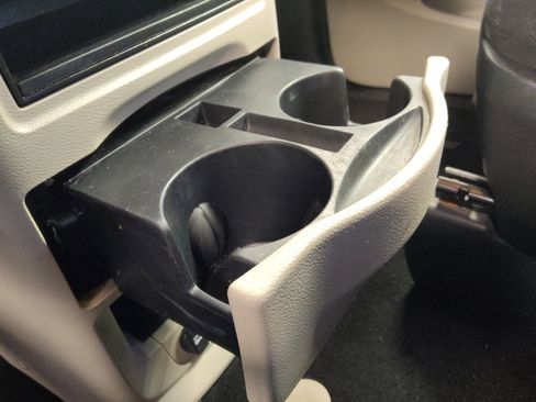 Used 2016 Dodge Grand Caravan SE w/ Quick Order Package 29E SE image 26