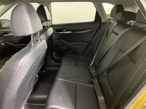 Used 2021 Kia Seltos SX w/ SX Sunroof Package image 18