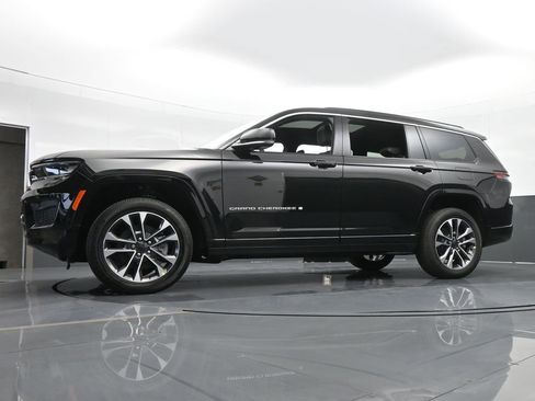 New 2025 Jeep Grand Cherokee L Overland image 50