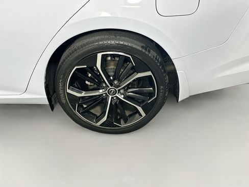 Used 2023 Nissan Altima 2.5 SR FWD image 11