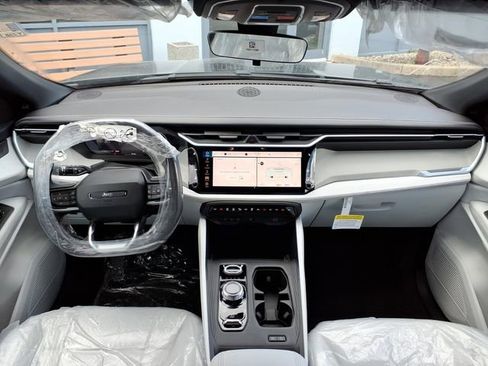 New 2026 Jeep Cherokee Laredo AWD/4WD image 7