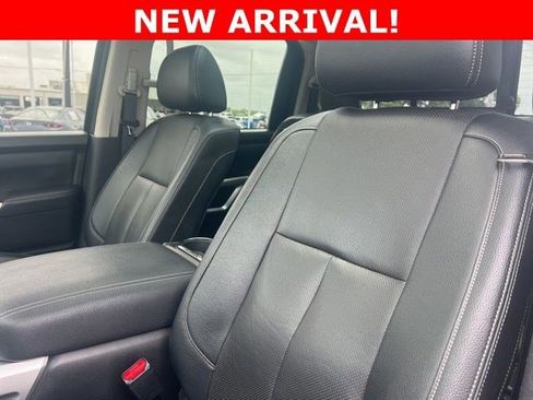 Used 2020 Nissan Titan SL w/ Moonroof Package AWD/4WD image 6