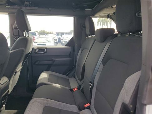 Used 2022 Ford Bronco 4-Door image 15
