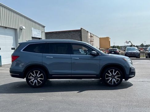 Used 2022 Honda Pilot Touring image 8