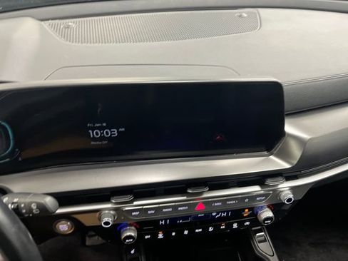 Certified 2023 Kia Telluride S w/ S Sunroof Package image 16