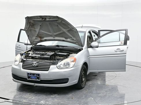 Used 2010 Hyundai Accent GLS w/ Premium Pkg 4 image 50