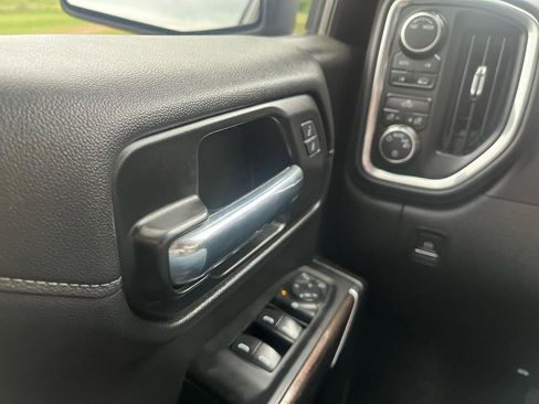 Used 2021 Chevrolet Silverado 1500 LT image 18