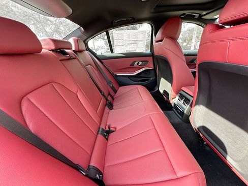 New 2025 BMW 330i Sedan w/ M Sport Package image 24