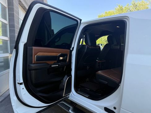Used 2019 RAM 2500 Limited w/ Off Road Package AWD/4WD image 38