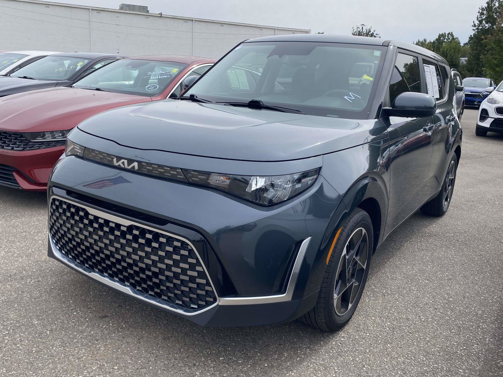 Used 2025 Kia Soul EX FWD image 3