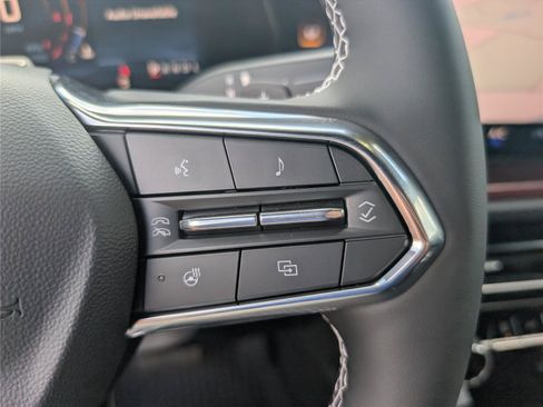 New 2026 Chevrolet Traverse Z71 w/ Enhanced Driving Package AWD/4WD image 24