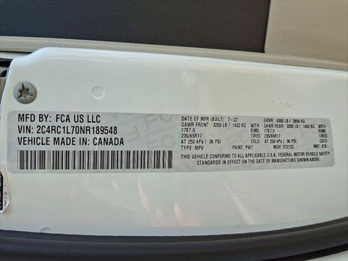Certified 2022 Chrysler Pacifica Touring-L FWD image 27