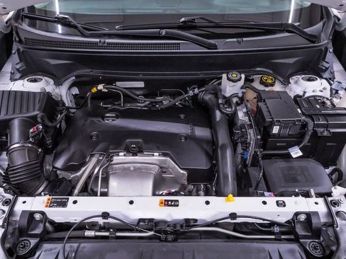 Used 2018 GMC Terrain Denali w/ Advanced Safety Package image 24