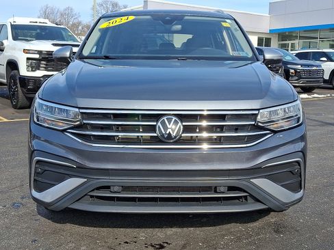 Used 2024 Volkswagen Tiguan Wolfsburg Edition image 8
