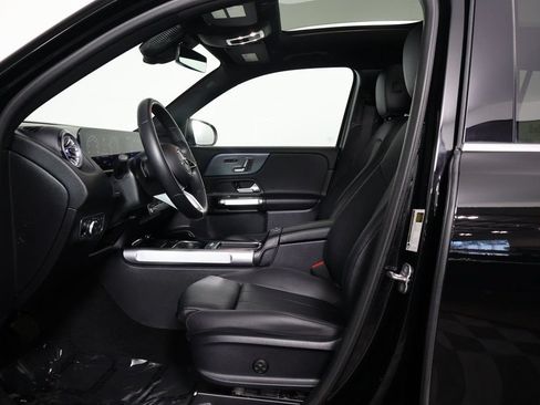 Certified 2024 Mercedes-Benz GLB 250 4MATIC image 10