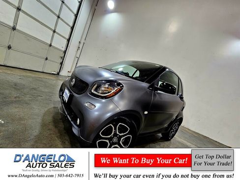 Used 2017 smart fortwo Prime image 12