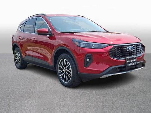Used 2026 Ford Escape SE w/ PHEV Premium Package FWD image 3