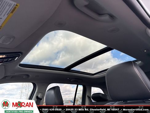 Used 2023 Jeep Grand Cherokee Limited image 13