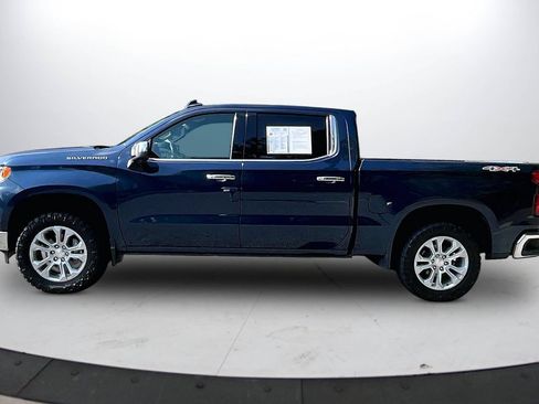 Used 2023 Chevrolet Silverado 1500 LTZ AWD/4WD image 5