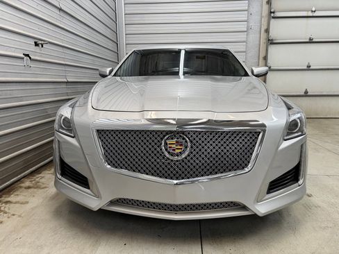 Used 2017 Cadillac CTS Luxury image 2