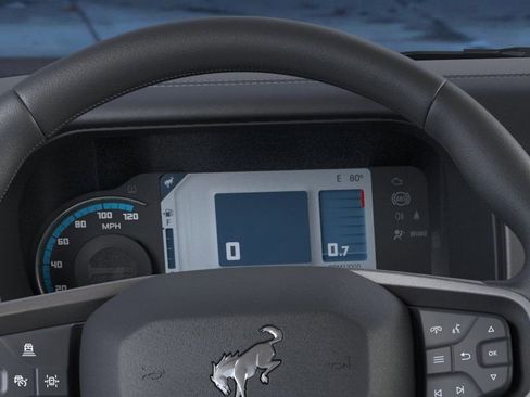 New 2025 Ford Bronco Outer Banks w/ Sasquatch Package image 13