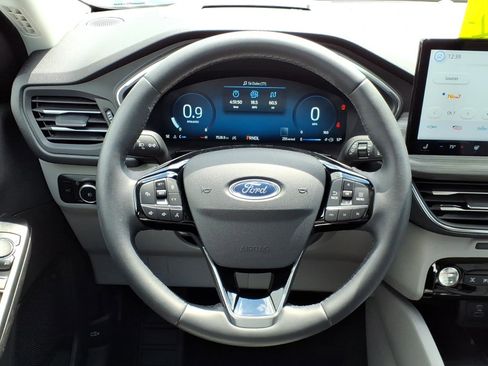 Certified 2023 Ford Escape Platinum w/ Premium Technology Package AWD/4WD image 12