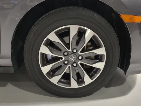 Used 2023 Honda Odyssey EX-L image 4