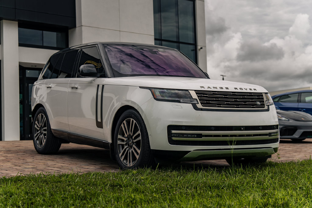 Used 2023 Land Rover Range Rover SE AWD/4WD image 7