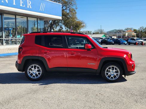 Used 2019 Jeep Renegade Latitude image 9