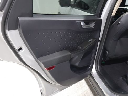 Used 2020 Ford Escape SE AWD/4WD image 19