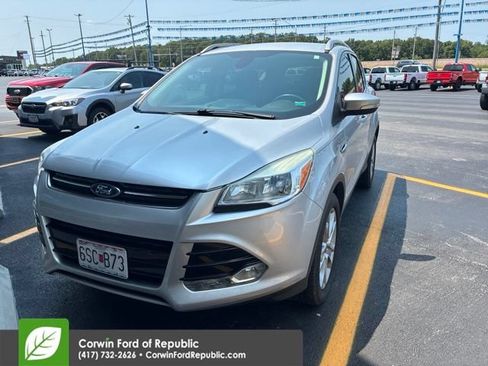 Used 2015 Ford Escape Titanium FWD image 11
