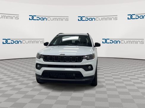 New 2026 Jeep Compass Latitude image 3