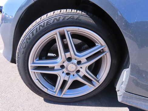 Used 2014 Mercedes-Benz E 350 4MATIC Sedan image 15