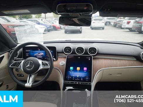 Used 2025 Mercedes-Benz C 300 Sedan image 23