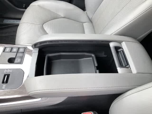 Used 2023 Toyota Highlander Limited AWD/4WD image 15