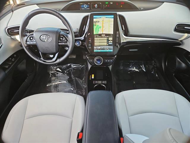 Certified 2022 Toyota Prius Prime XLE w/ Protection Package (TMS) FWD image 23